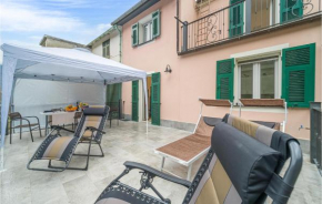 Nice Home In Cicagna With Wifi